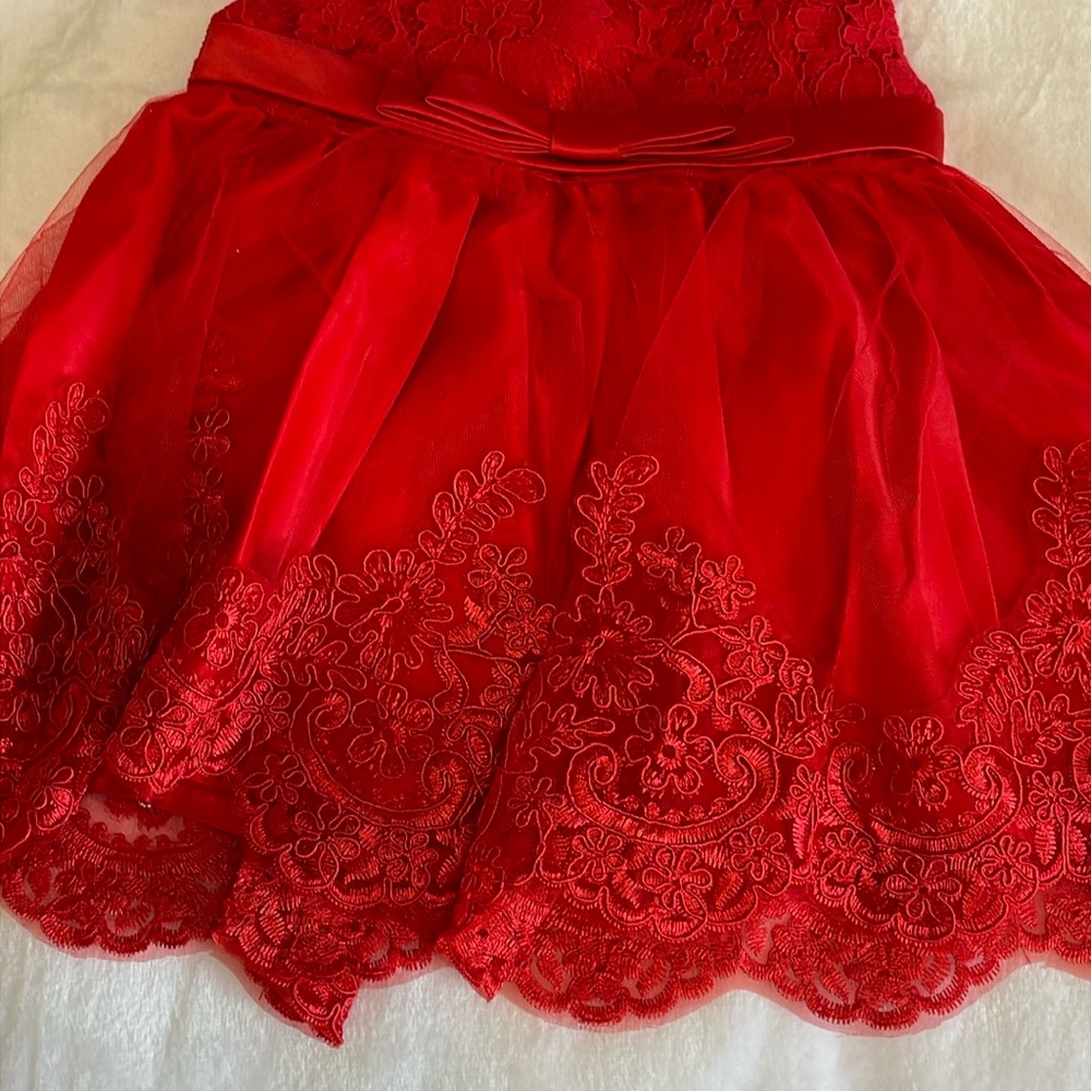 Beautiful Red Dress with lace & Bows, Size 3 Months - Picture 4 of 10